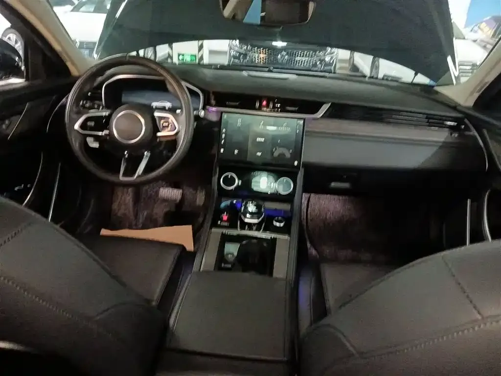 Jaguar XFL 2023 из CN, фото 9