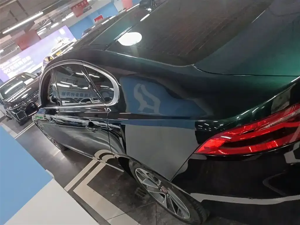 Jaguar XFL 2023 из CN, фото 5