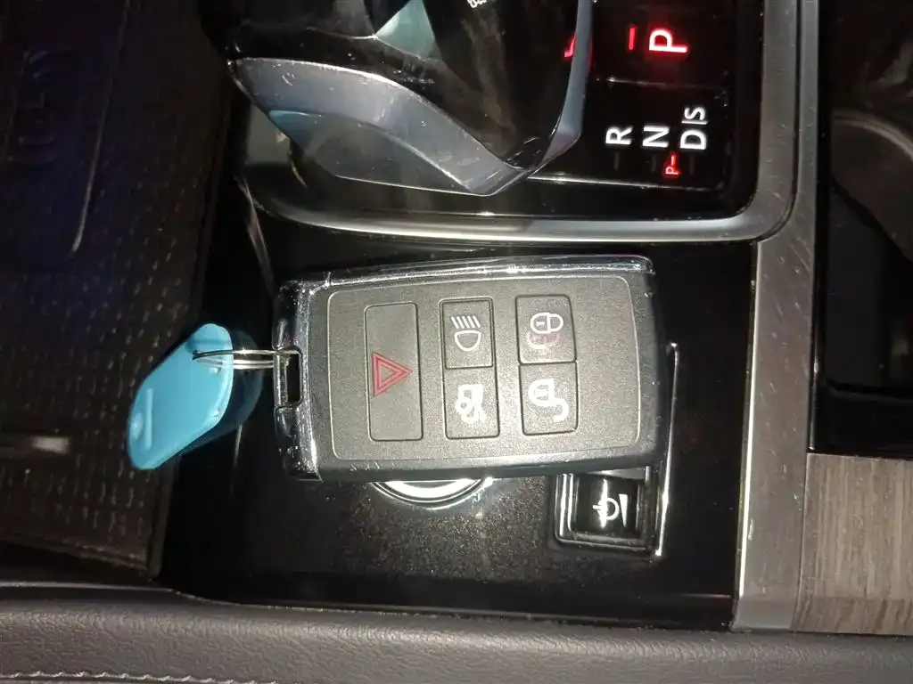 Jaguar XFL 2023 из CN, фото 4