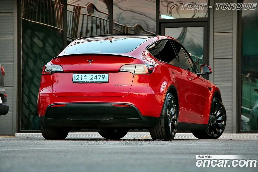 Tesla Model Y 2022 из KR, фото 2