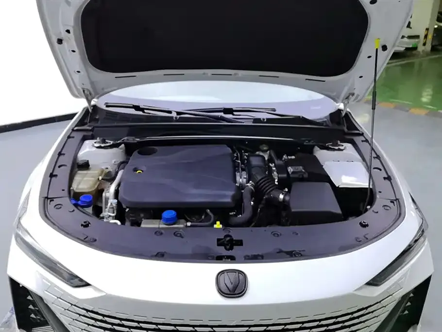 Changan UNI-V 2022 из CN, фото 5