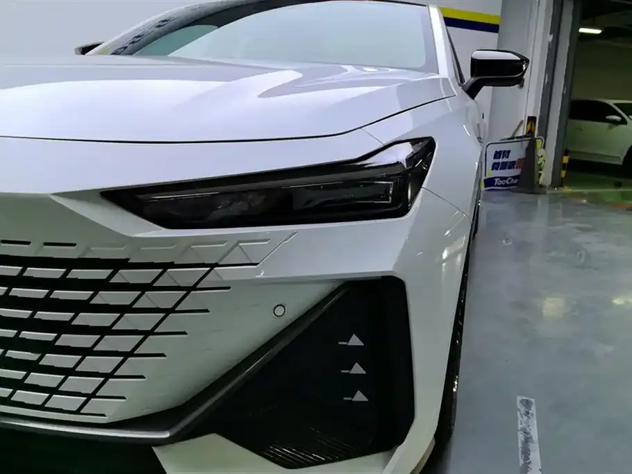 Changan UNI-V 2022 из CN, фото 6