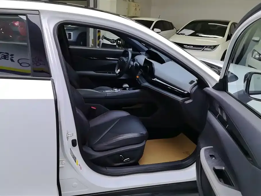 Changan UNI-V 2022 из CN, фото 4