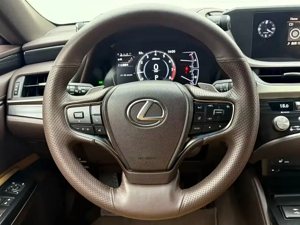 Lexus ES 2021 из CN, фото 5