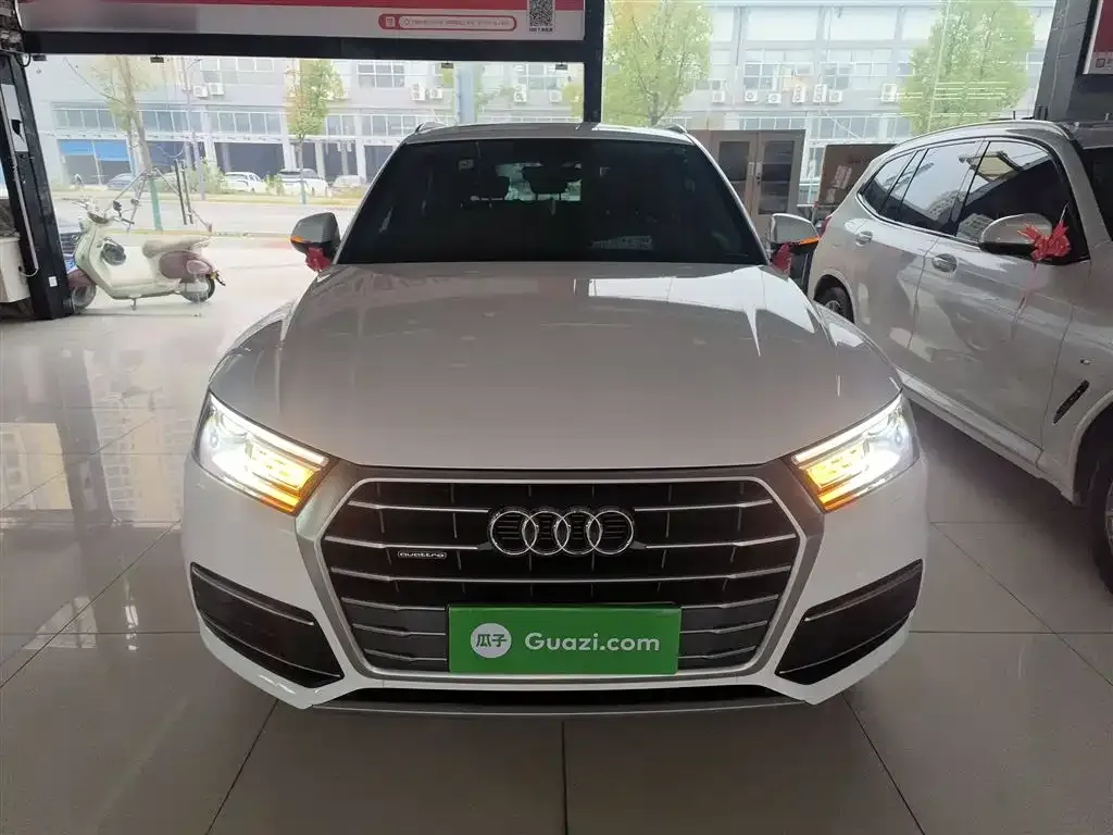 Audi Q5L 2021 из CN, фото 3