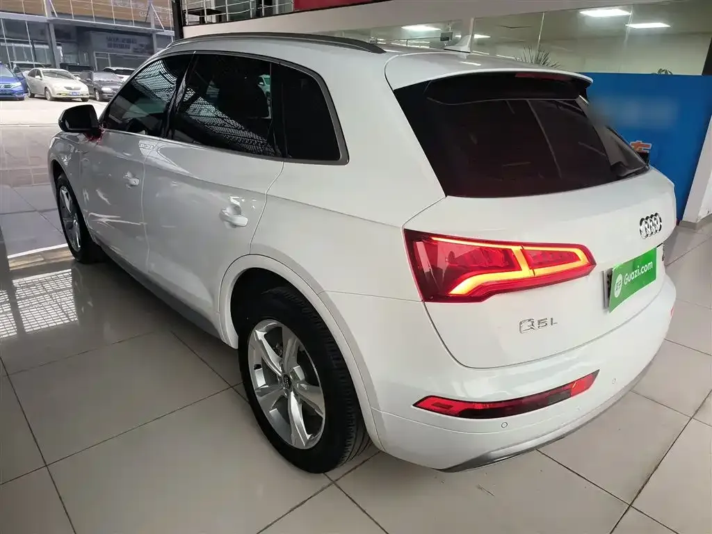 Audi Q5L 2021 из CN, фото 8