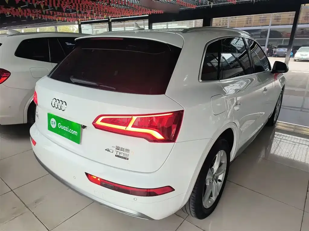 Audi Q5L 2021 из CN, фото 7