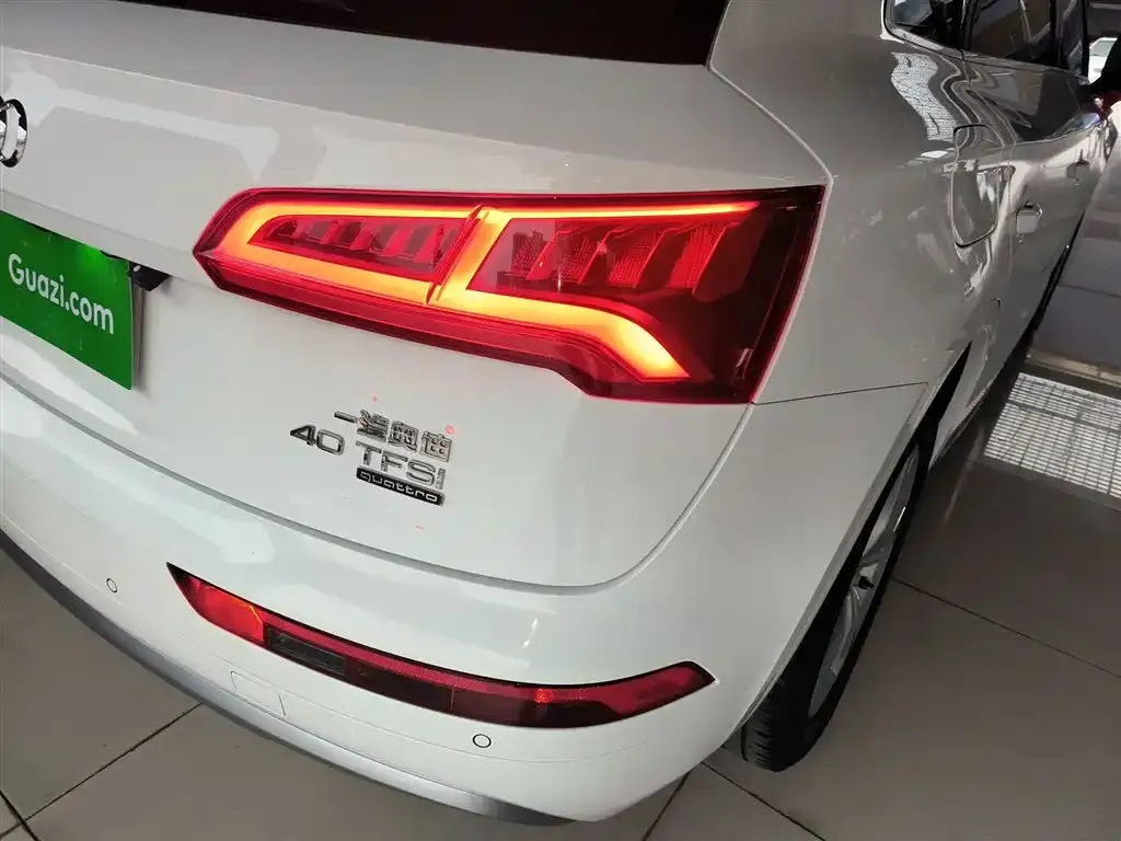 Audi Q5L 2021 из CN, фото 6