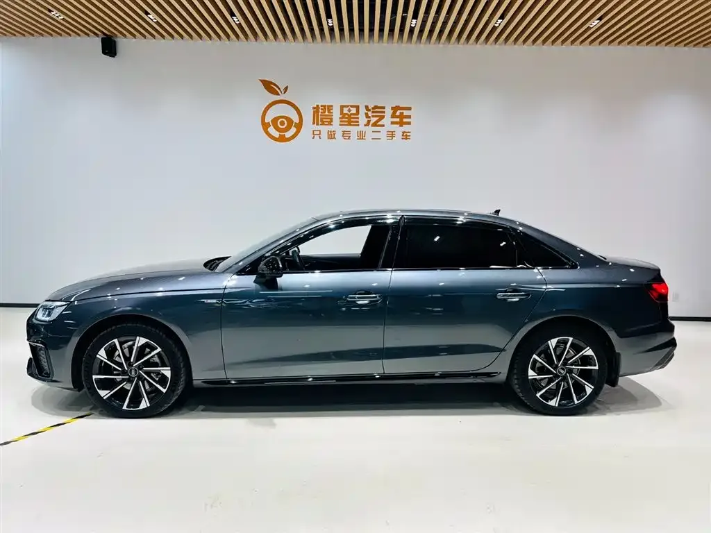 Audi A4L 2023 из CN, фото 9
