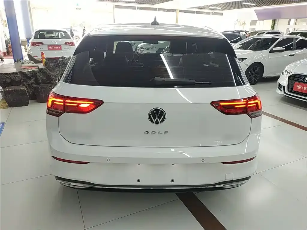 Volkswagen Golf 2021 из CN, фото 9
