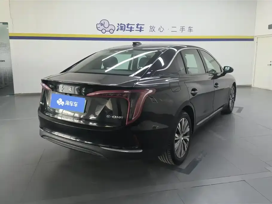 Hongqi E-QM5 — фото 7