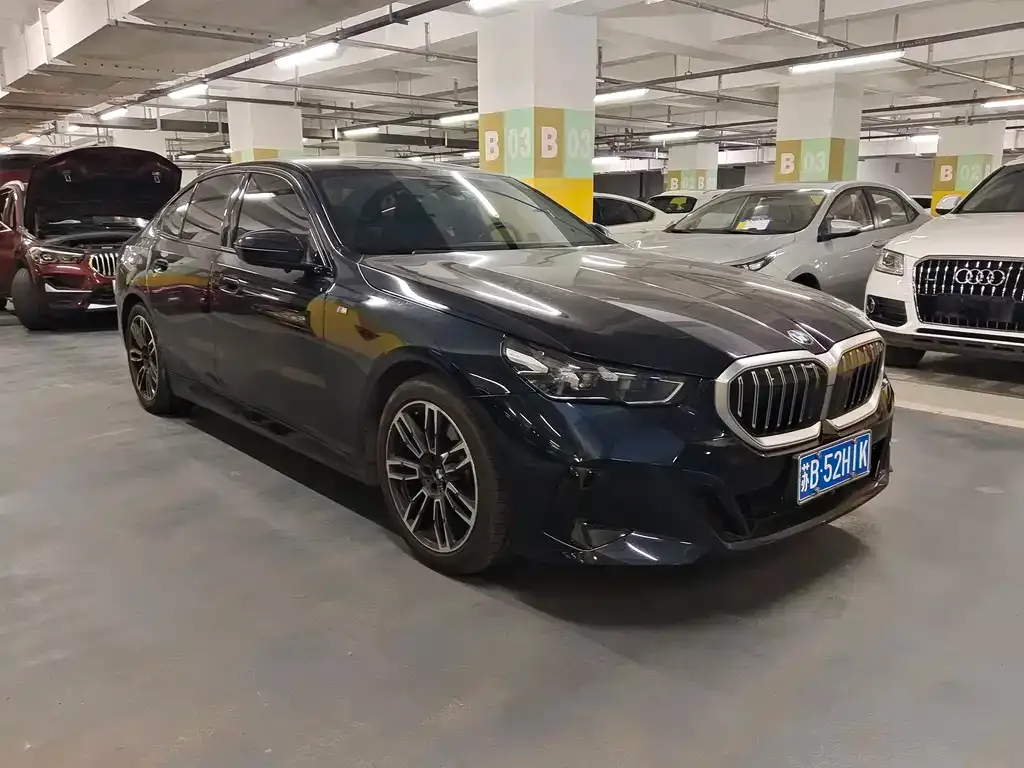 BMW 5 Series (Import) 2024 из CN, фото 10