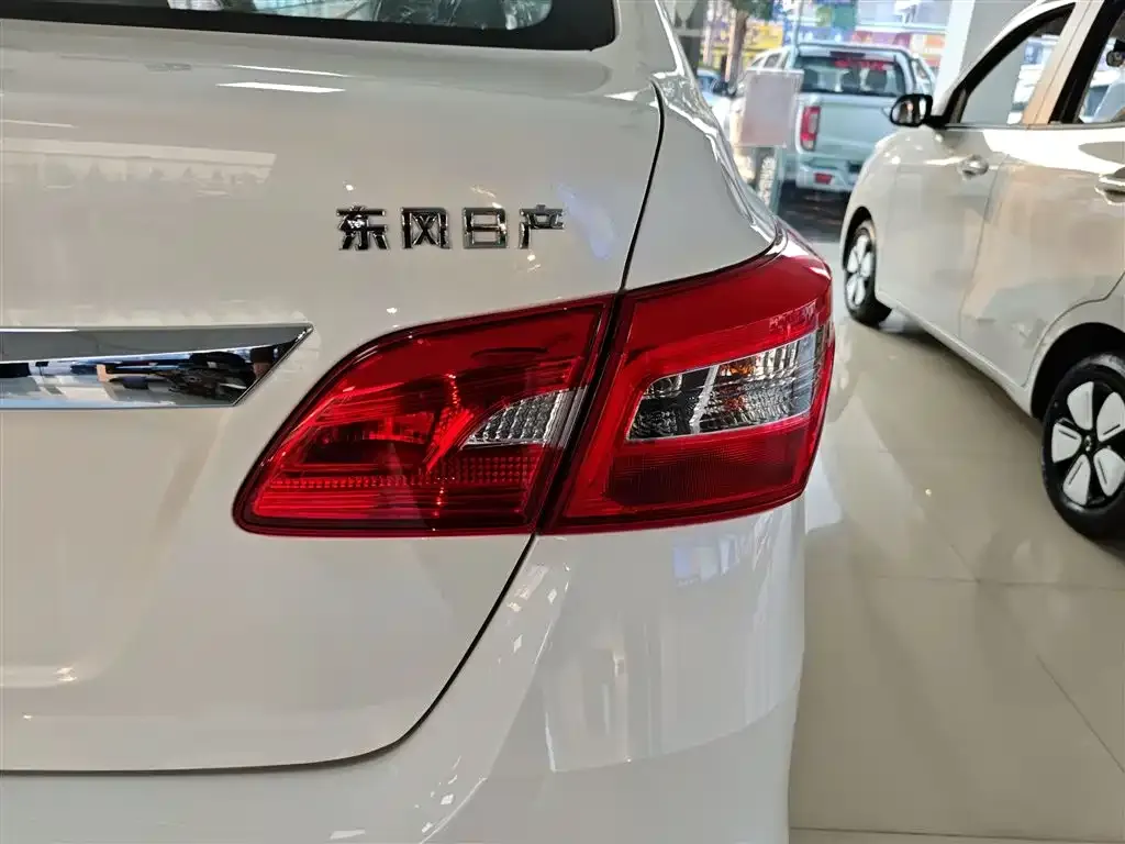 Nissan Sylphy — фото 8
