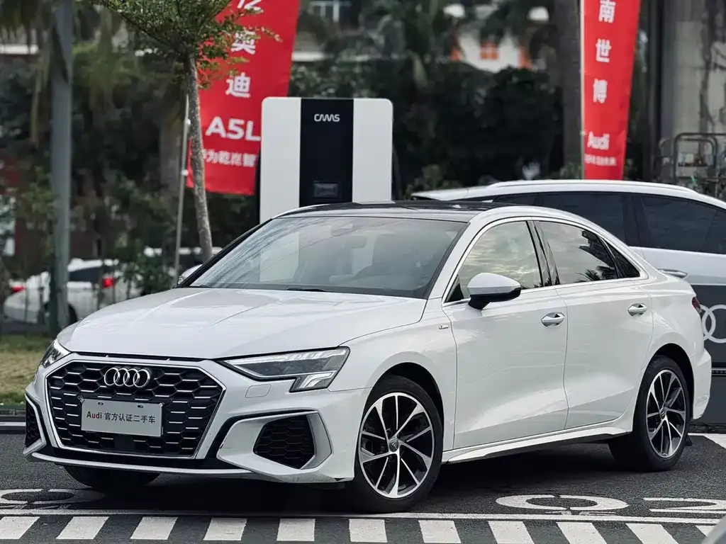 Audi A3 2022 из CN, фото 1