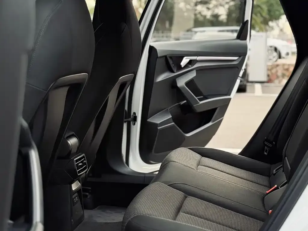 Audi A3 2022 из CN, фото 6