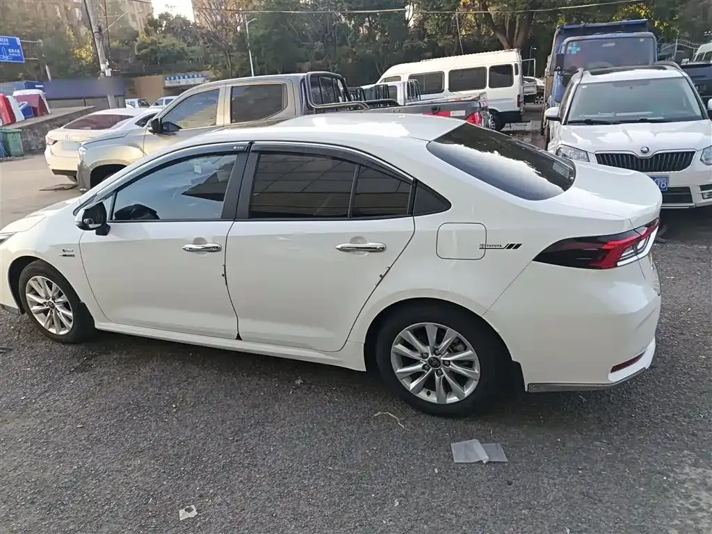 Toyota Corolla 2024 из CN, фото 7