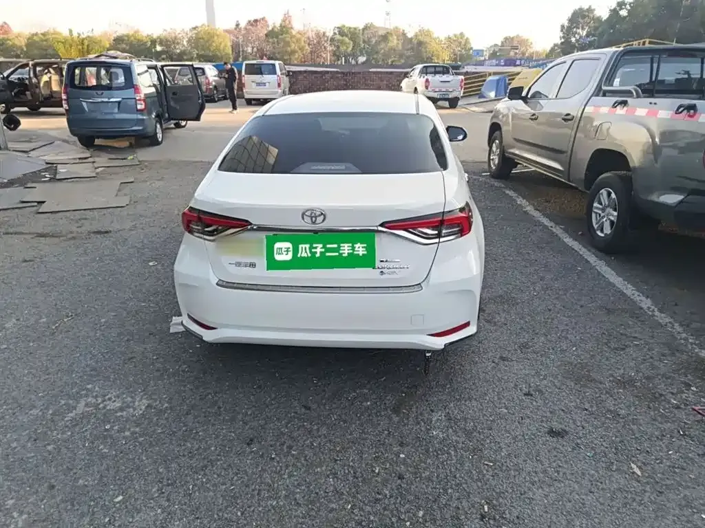 Toyota Corolla 2024 из CN, фото 3