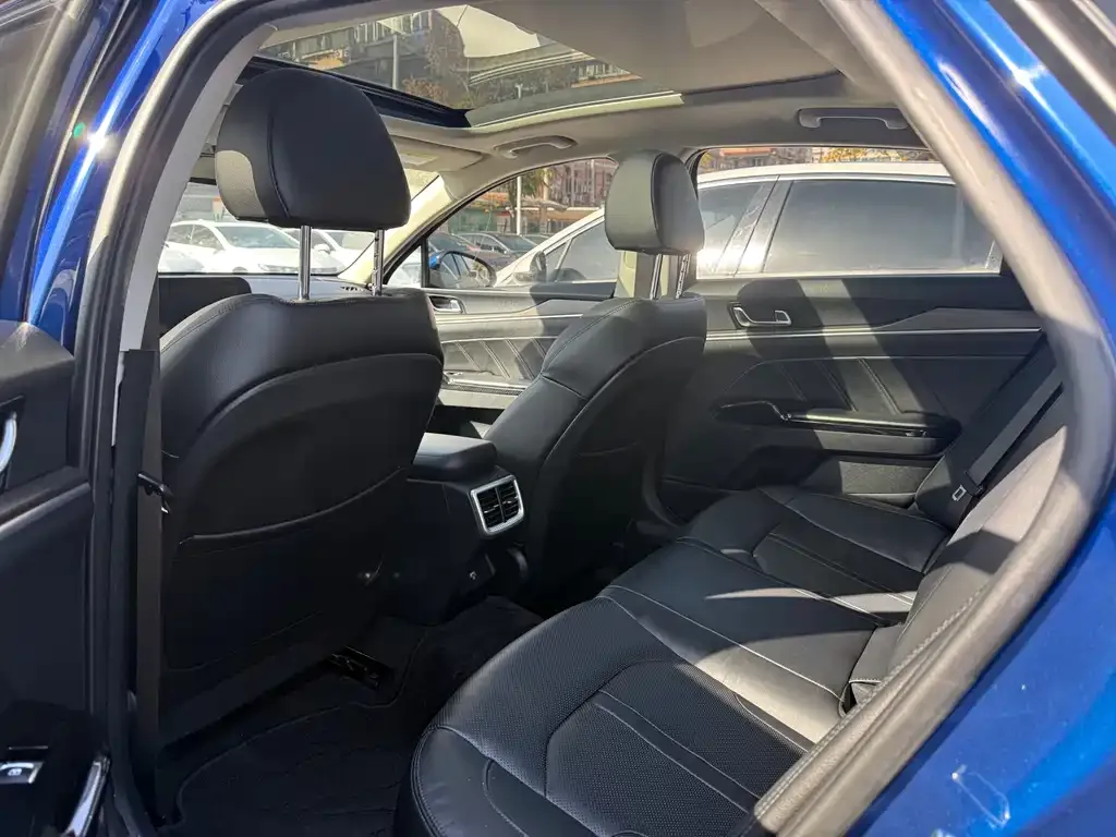 Kia K5 2021 из CN, фото 3
