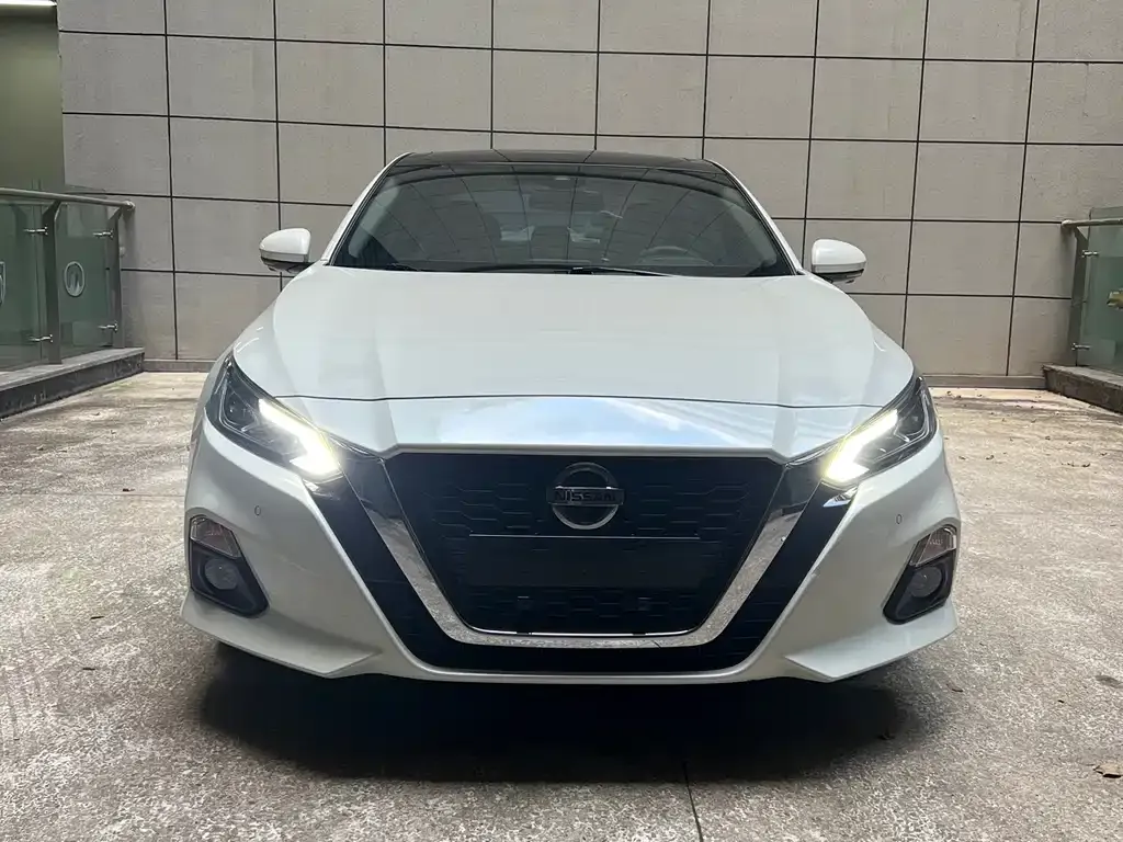 Nissan Teana 2021 из CN, фото 2