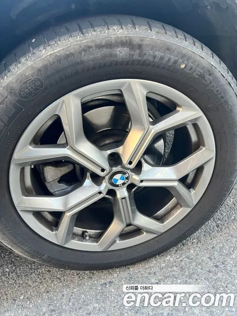 BMW X4 2023 из KR, фото 2