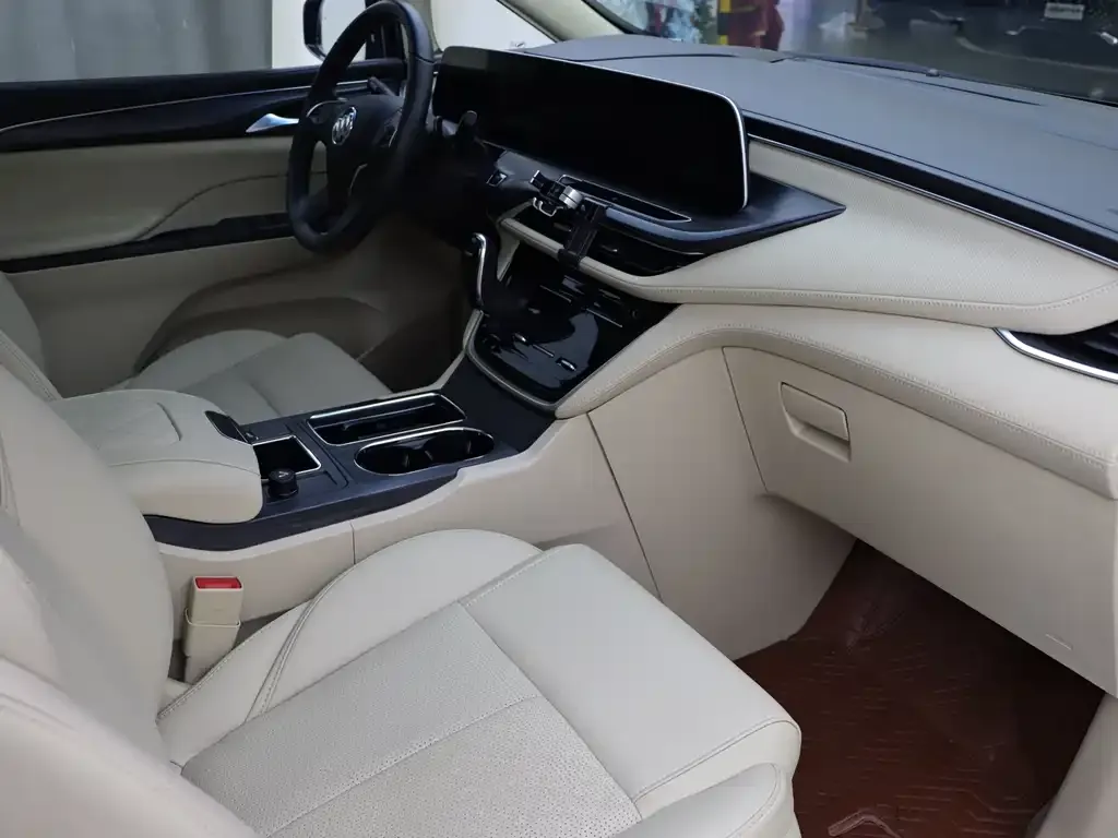 Buick GL8 2022 из CN, фото 10
