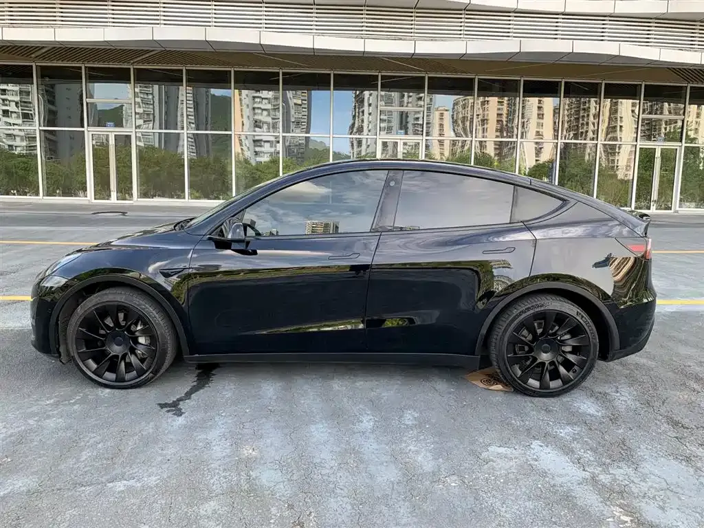 Tesla Model Y 2024 из CN, фото 7