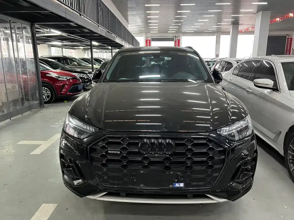 Audi Q5L 2022 из CN, фото 7