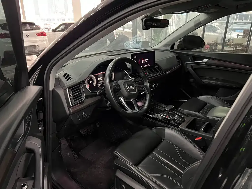 Audi Q5L 2022 из CN, фото 9