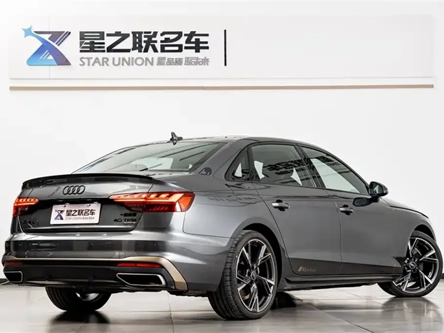 Audi A4L 2024 из CN, фото 2