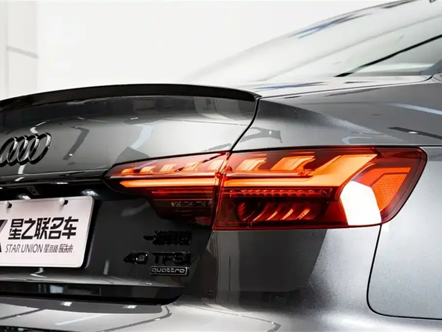 Audi A4L 2024 из CN, фото 7