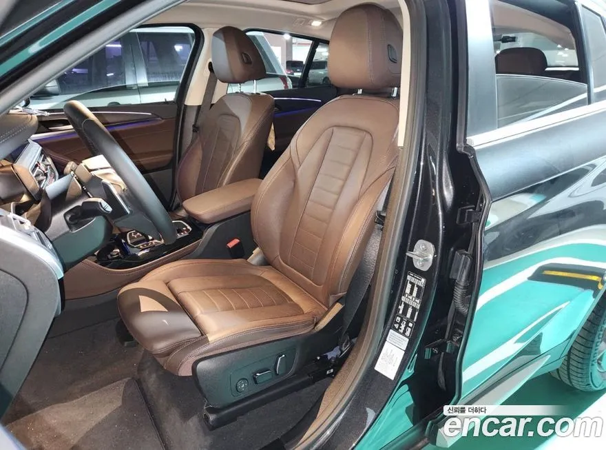 BMW X4 2024 из KR, фото 8