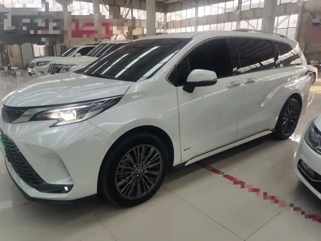 Toyota Granvia 2025 из CN, фото 9