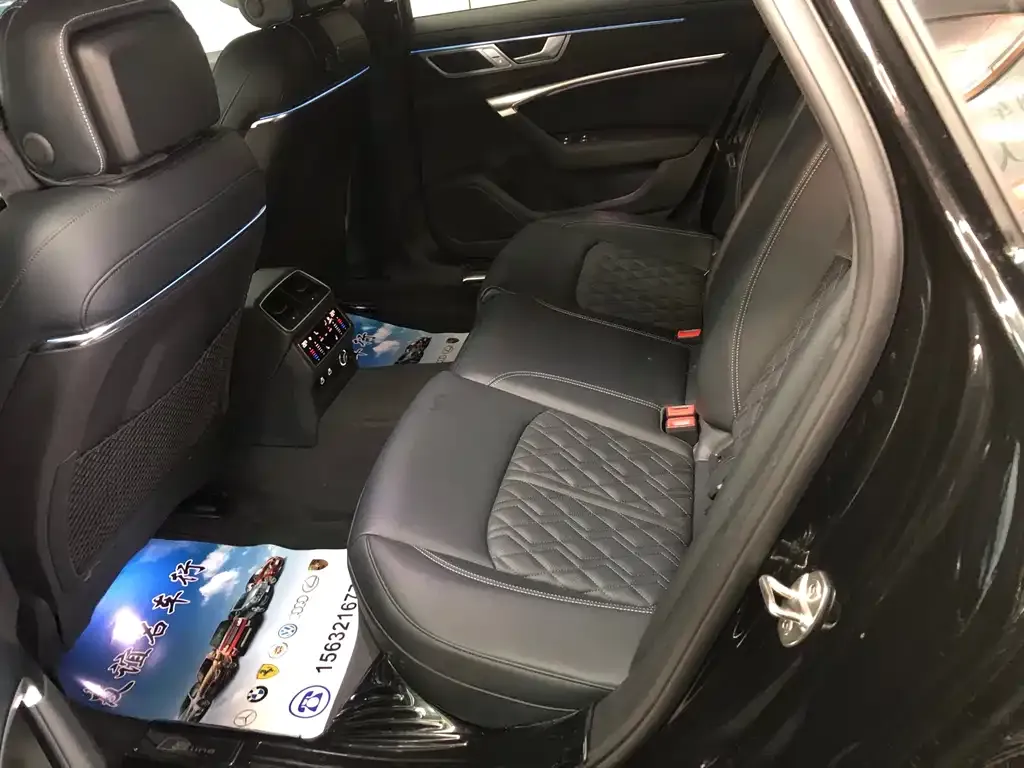 Audi A6L 2025 из CN, фото 4