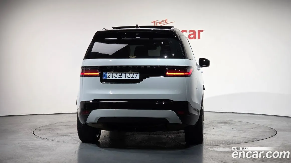 Land Rover Discovery 2024 из KR, фото 6