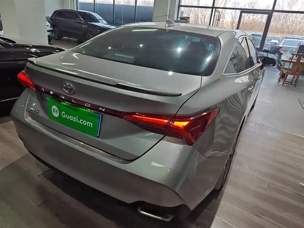 Toyota Avalon 2022 из CN, фото 4