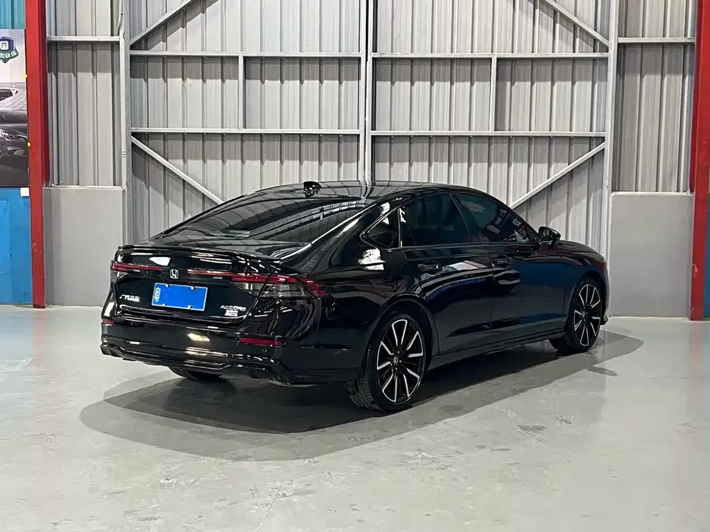 Honda Accord 2023 из CN, фото 2