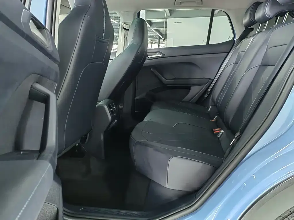 Volkswagen Tharu 2025 из CN, фото 10
