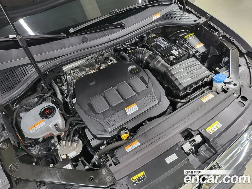 Volkswagen Tiguan 2023 из KR, фото 9