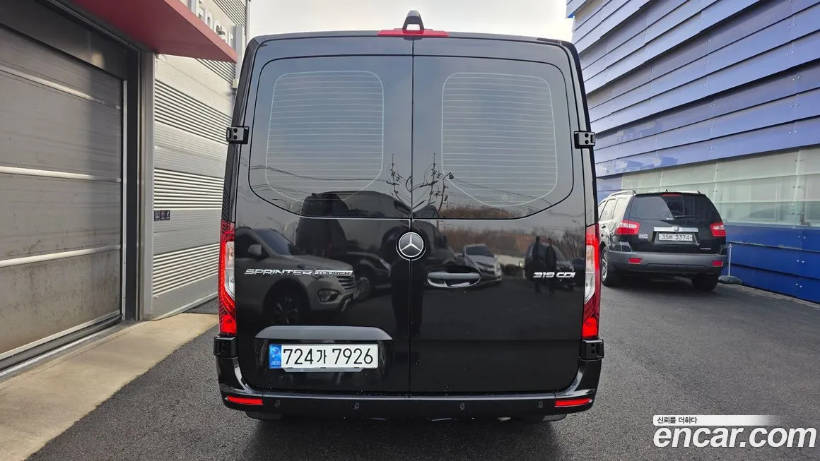 Mercedes-Benz Sprinter 2023 из KR, фото 5
