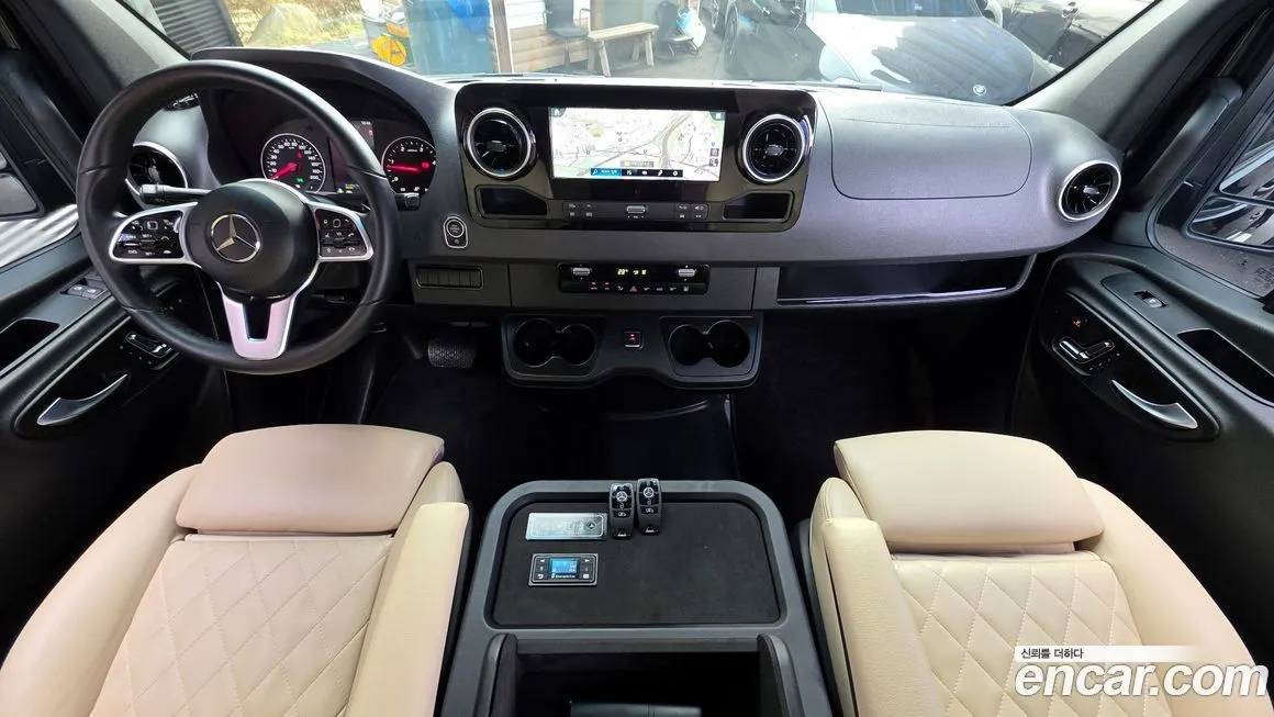 Mercedes-Benz Sprinter 2023 из KR, фото 6