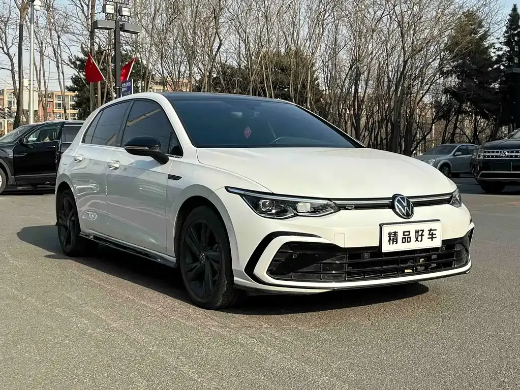 Volkswagen Golf 2023 из CN, фото 7