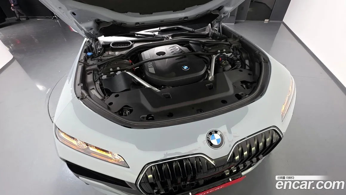 BMW 7-Series 2023 из KR, фото 5