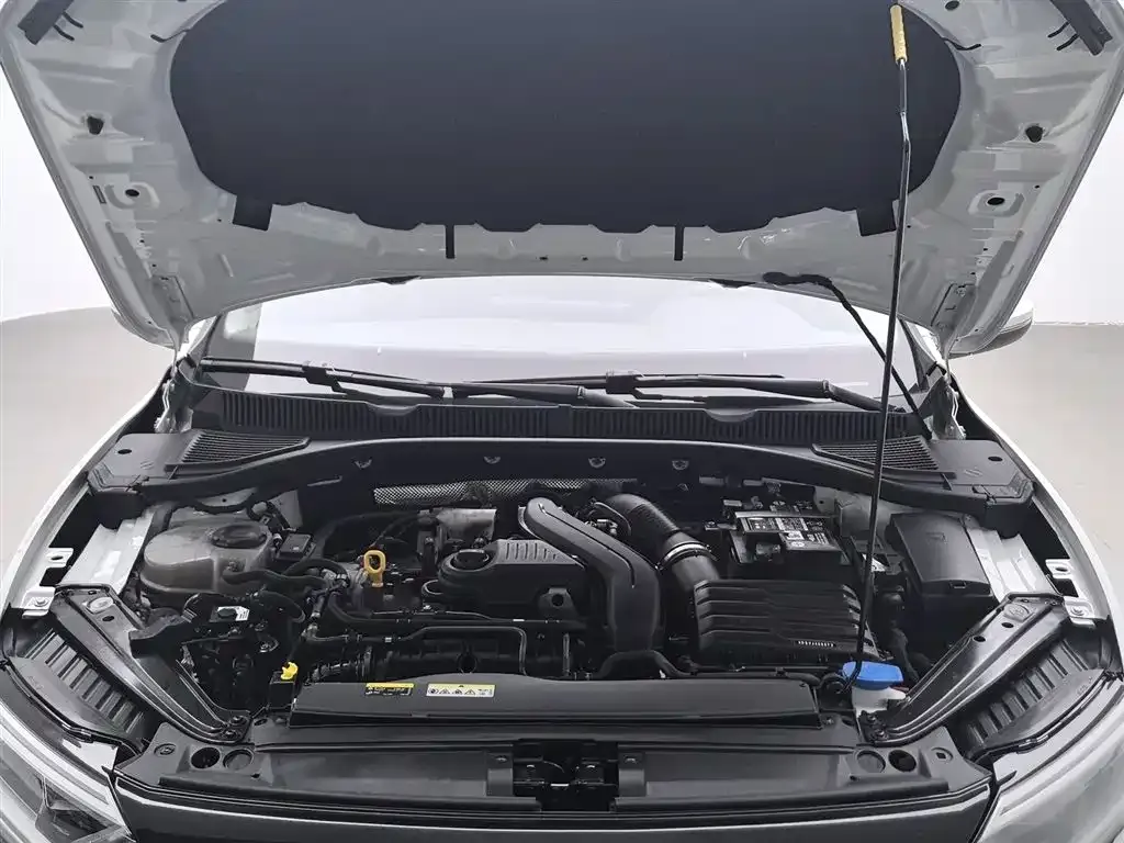 Volkswagen Sagitar 2023 из CN, фото 6