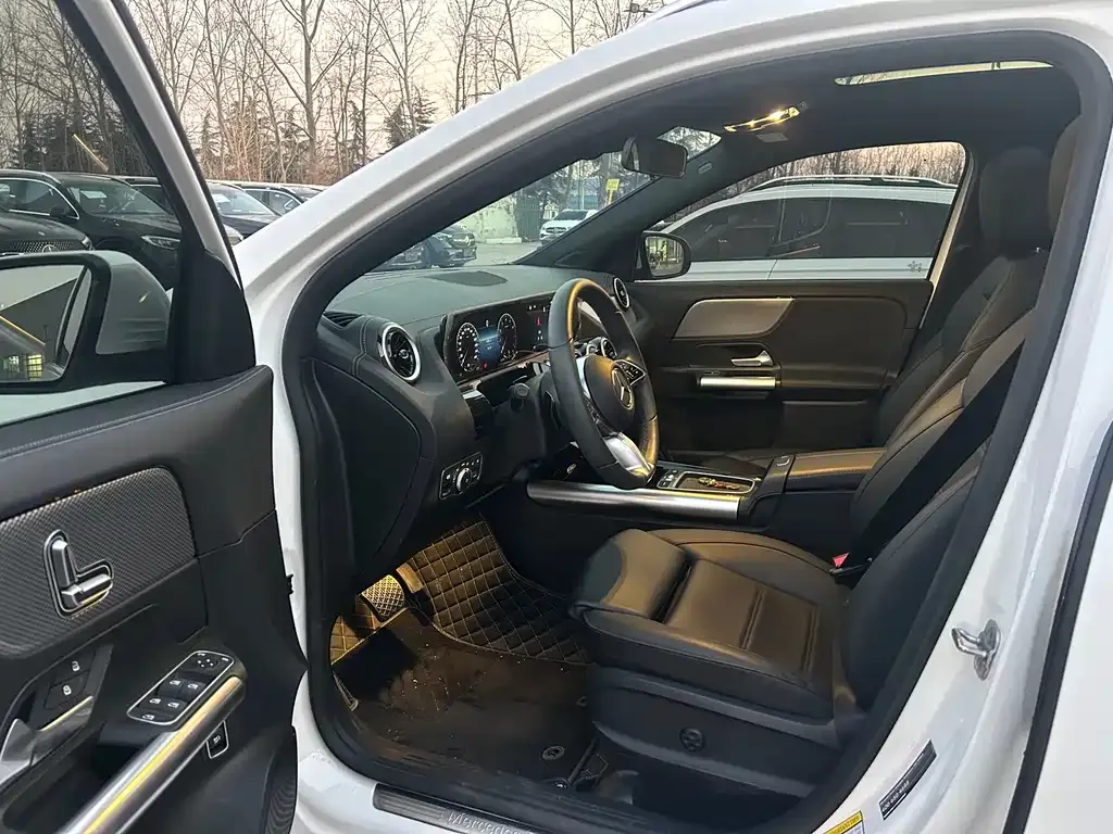 Mercedes-Benz GLA 2024 из CN, фото 4