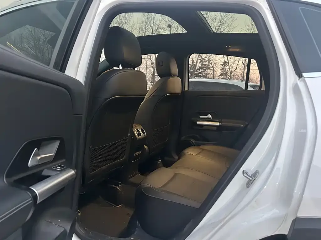 Mercedes-Benz GLA 2024 из CN, фото 5