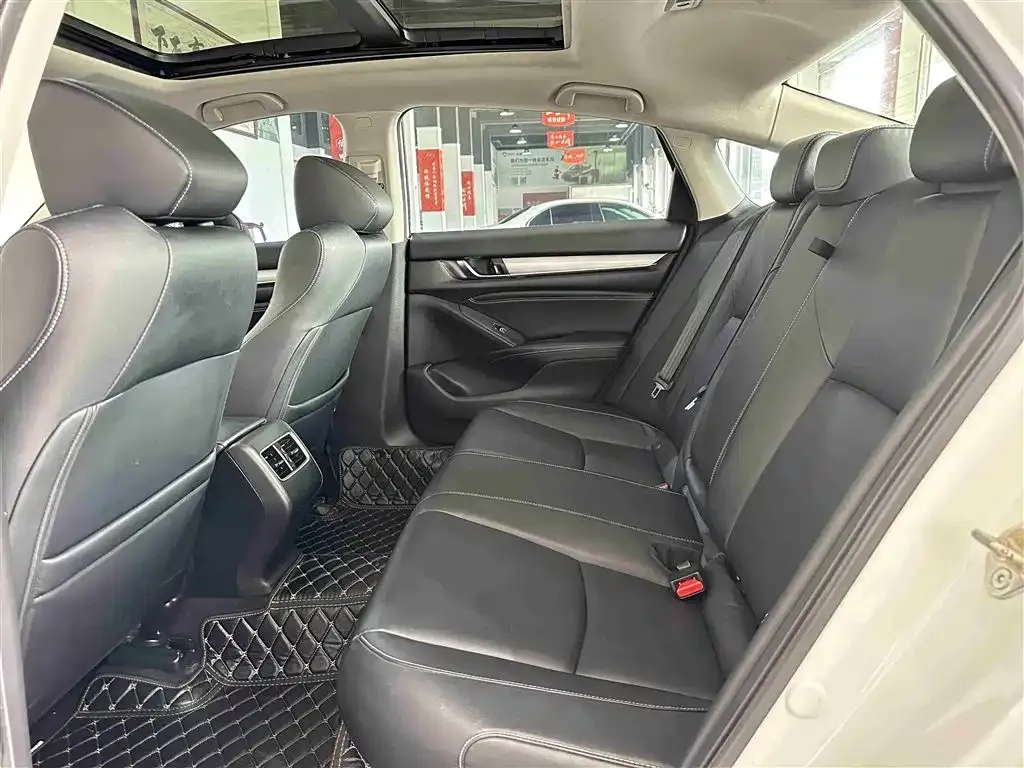 Honda Inspire 2021 из CN, фото 4