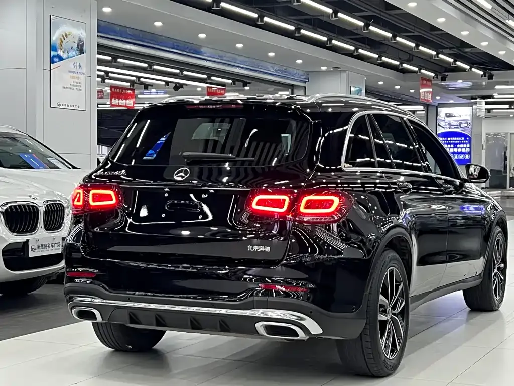 Mercedes-Benz GLC 2023 из CN, фото 2