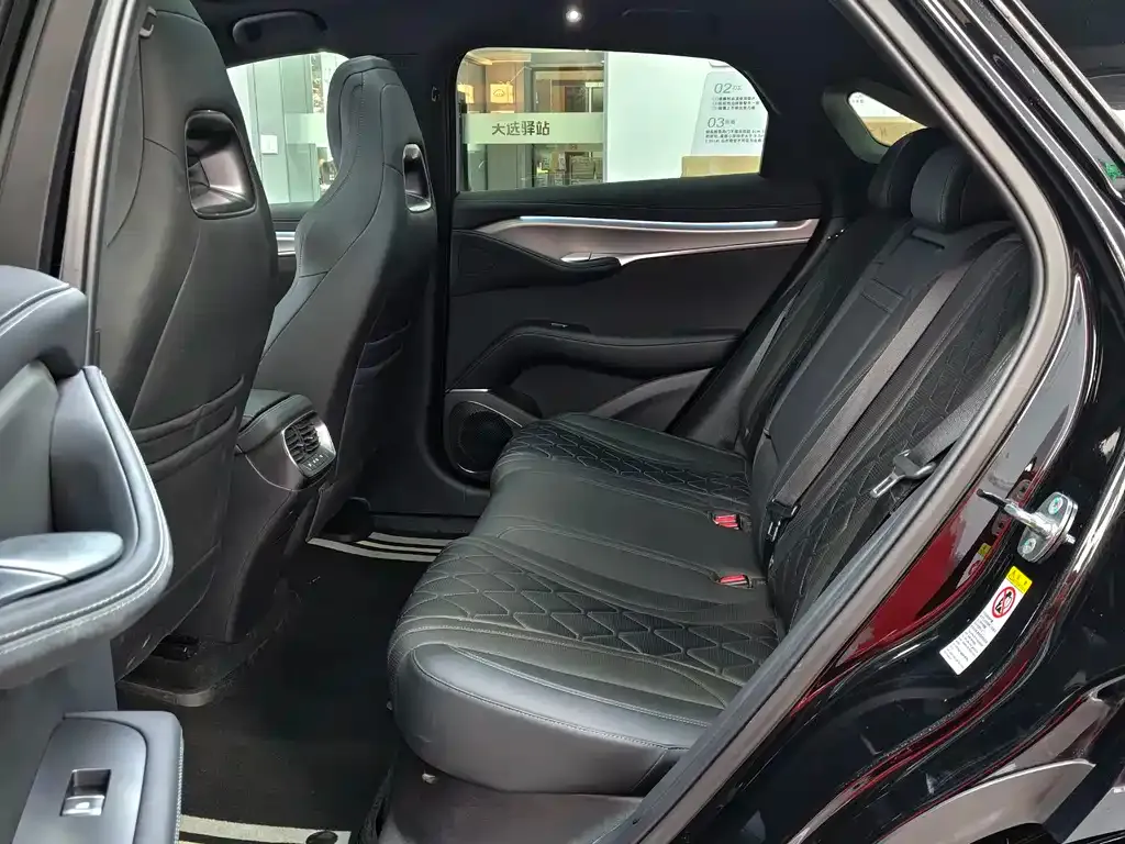 BYD Seal 07 EV 2024 из CN, фото 3