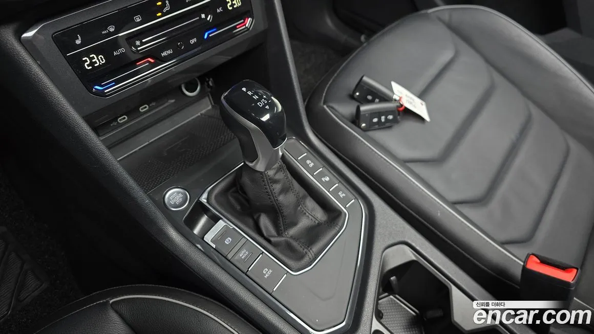 Volkswagen Tiguan 2023 из KR, фото 10