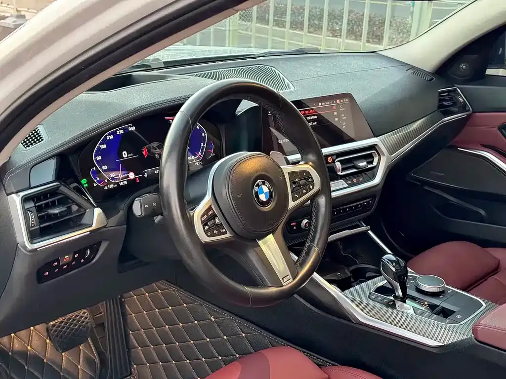 BMW 3 Series 2021 из CN, фото 3